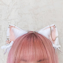 Load image into Gallery viewer, White kitten - Gold Sakura