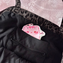 Load image into Gallery viewer, Gal Heart Tote Black bag
